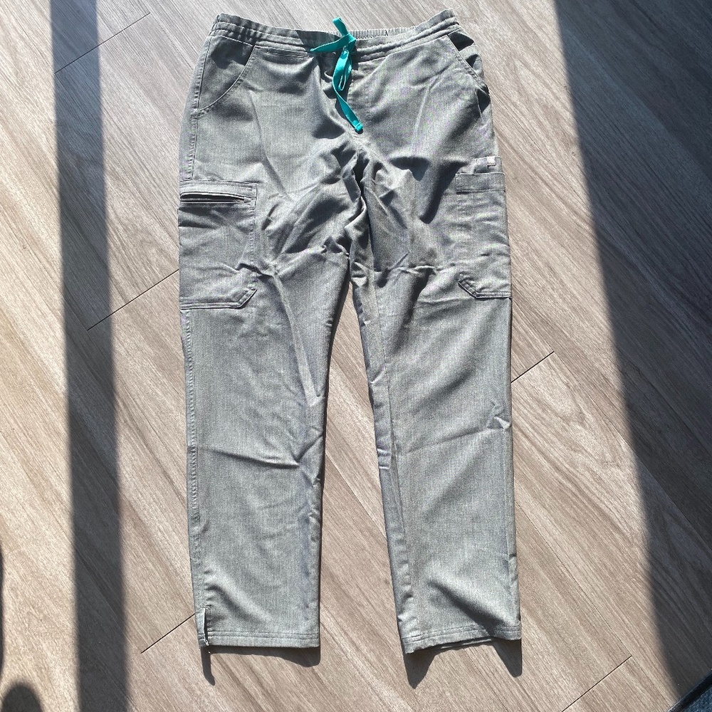 Figs Scrub Pants - Yola Graphite